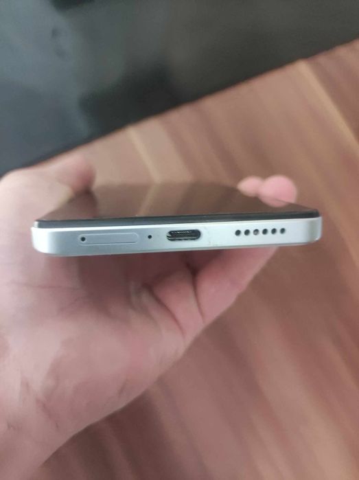 Smartfon Xiaomi Redmi Note 12 Pro + 5G 8/256GB Biały