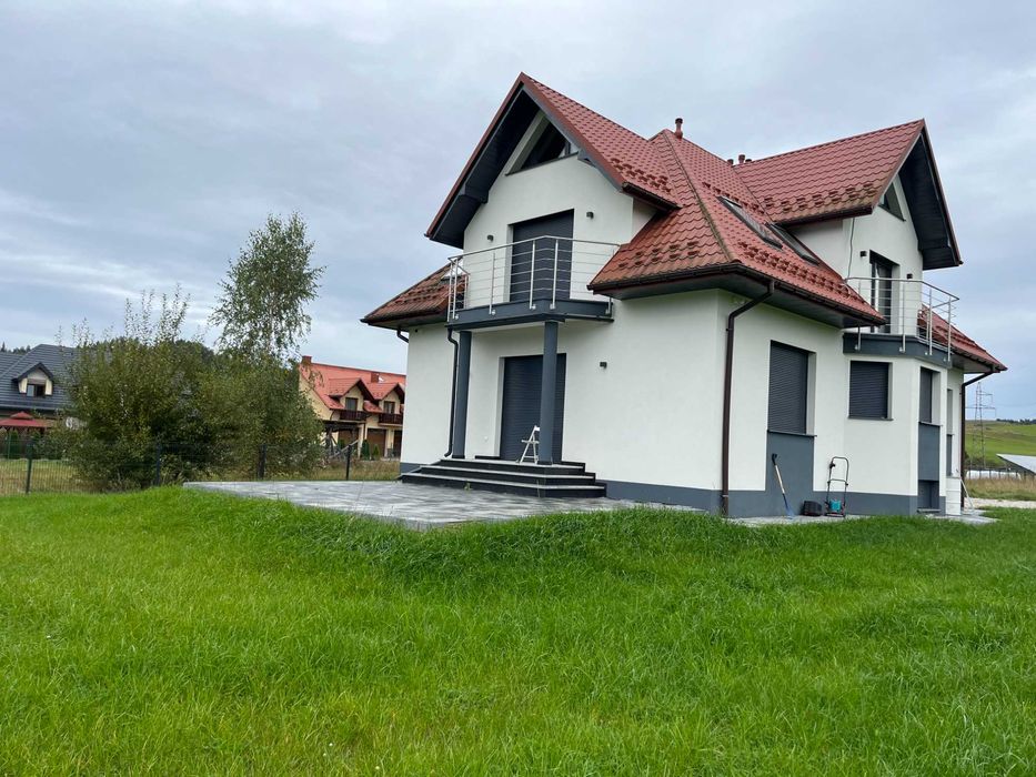 Nowy dom  na wynajem w pobliżu basenów termalnych i wyciągów