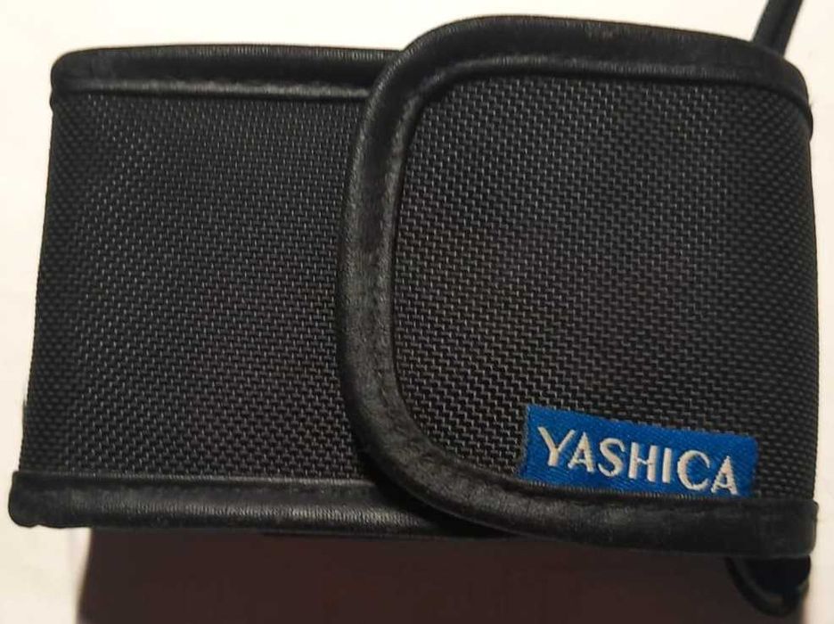 Цифрова камера Yashica EZ 5031. Японія.