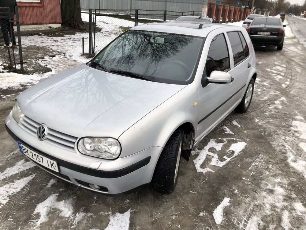 Volkswagen Golf 4