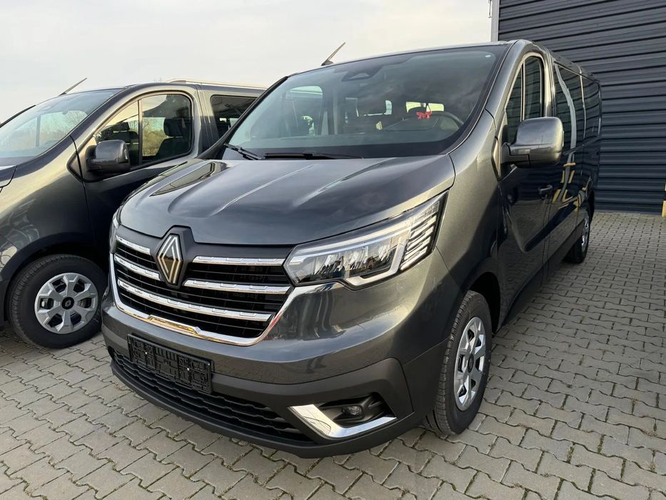 Renault Trafic Nowy Dostępny JUŻ 8 osób Dla Osób Niepełnosprawnych Bogata Wersja 2025