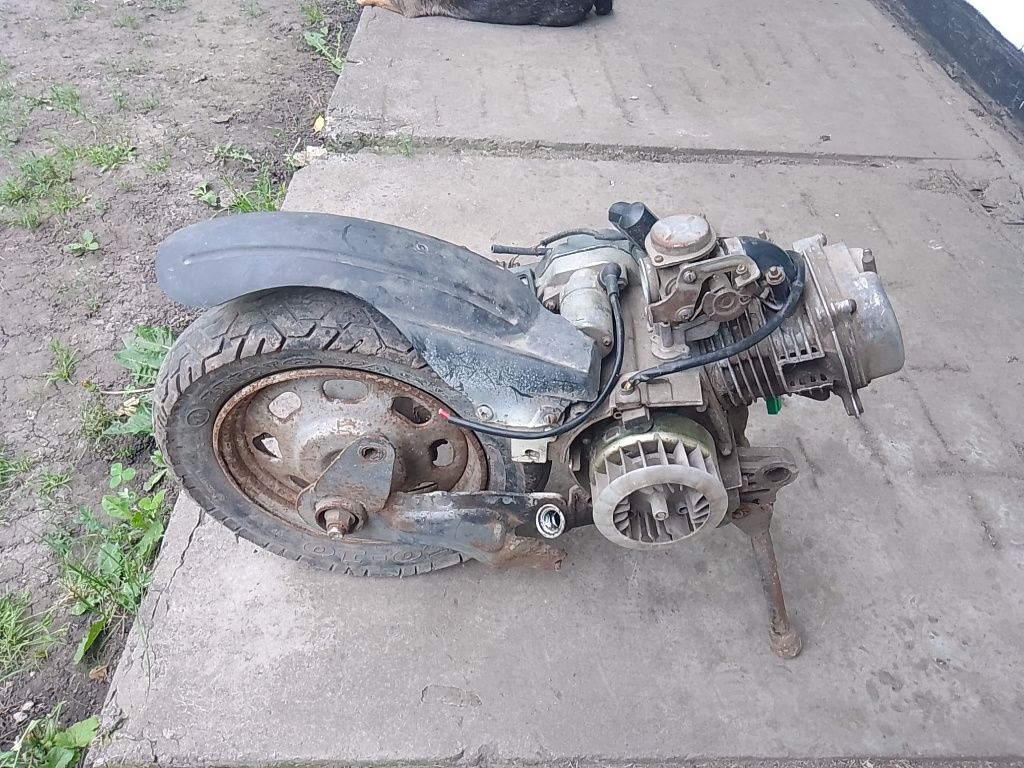 Продам Мотор 139qmb