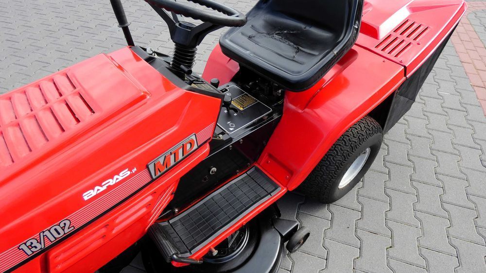 Traktorek kosiarka MTD Briggs&Stratton (040901.5) - Baras