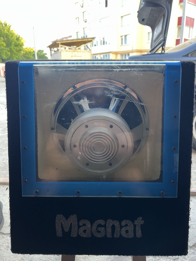 Сабвуфер Magnat neo force 1120 + усилитель calcell vac 90.4