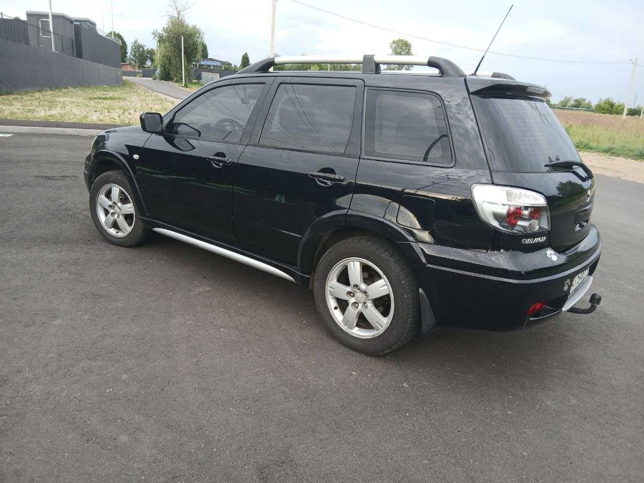 Продам Mitsubishi Outlander, 2006 год, газ/бензин, 2,4 мотор