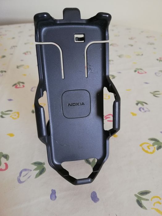 Carregadores, auriculares e suporte auto telemóvel