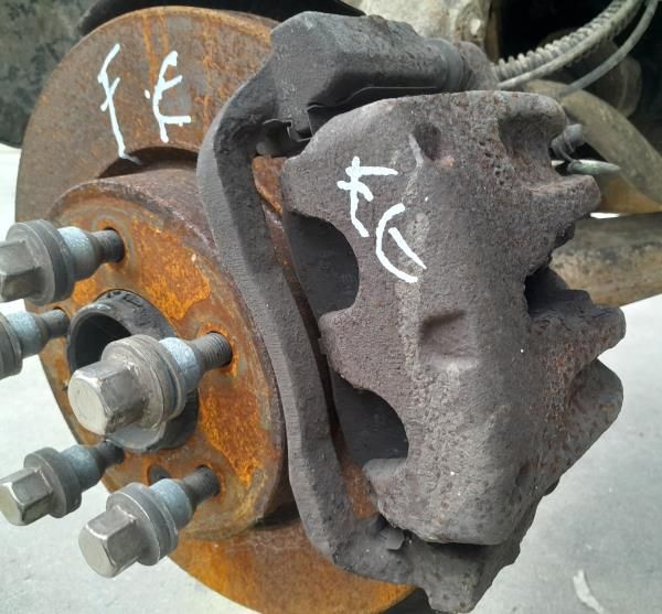 Pinça travão / maxila de travão frente esquerda LAND ROVER Discovery I