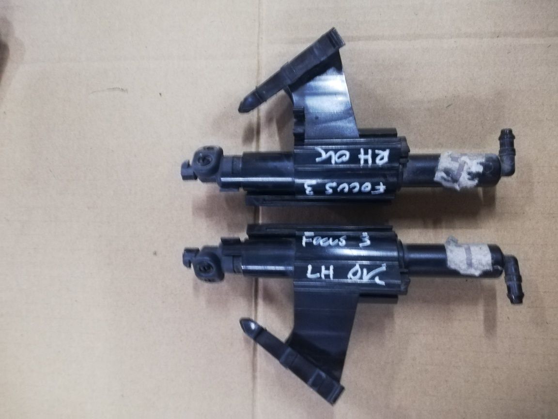 Dysza spryskiwacz xenon ksenon lamp prawa lewa Ford Focus mk3 III