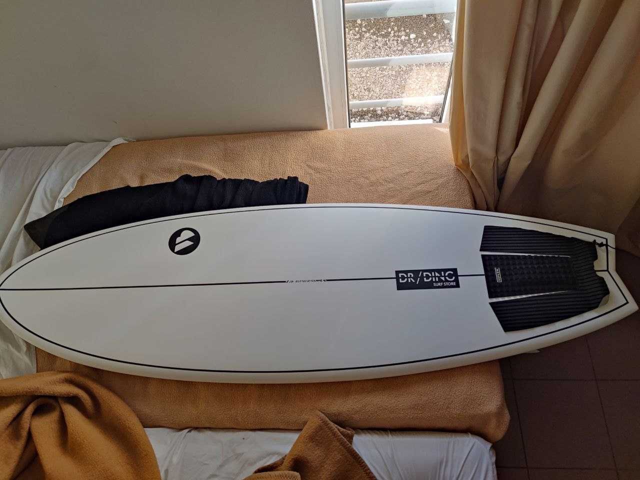 Surf Board (6`2; 22 1\2; 2 7\8; 45.7L)