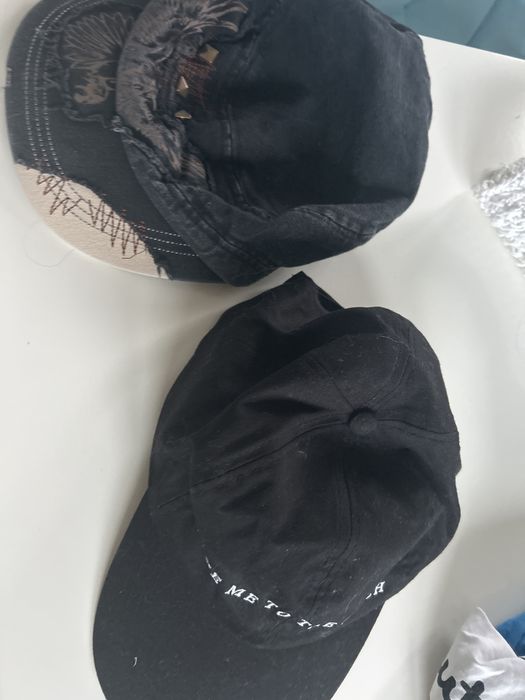 Czapki z daszkiem kapelusik