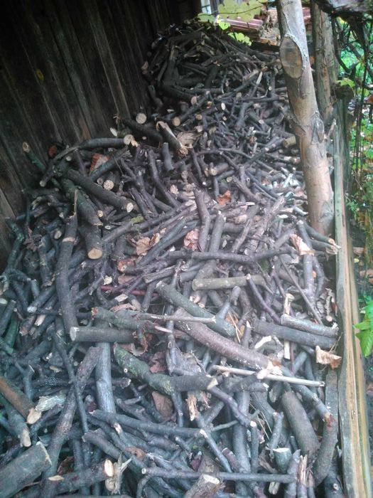 Drewno rozpałkowe, podpałkowe suche