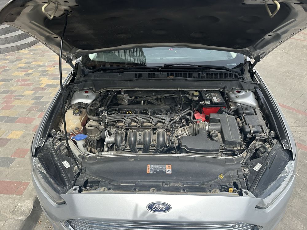 Ford Fusion 2015, 2.5 газ/бензин, synk 2 жовті задні ліхтарі проставки