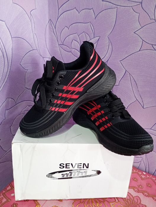 Нові жіночі 38 розмір устілка 23,5