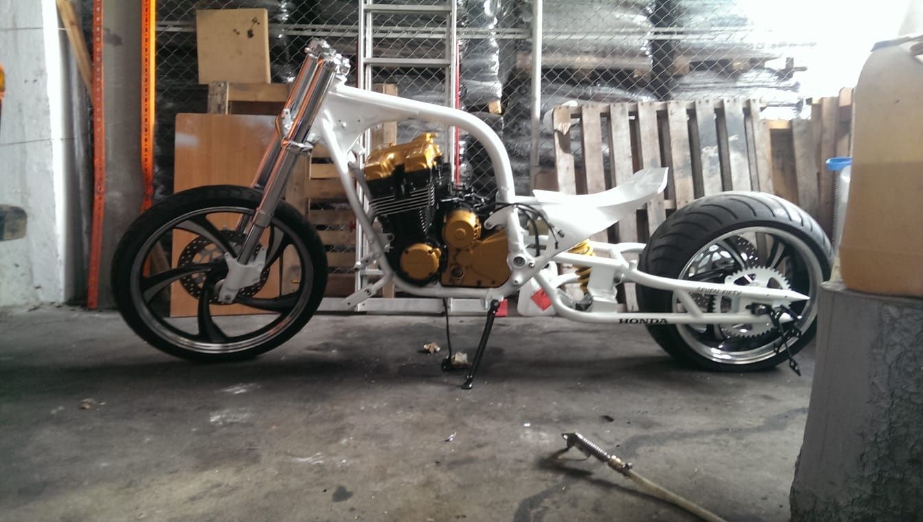 Honda cb 750 custom unikat