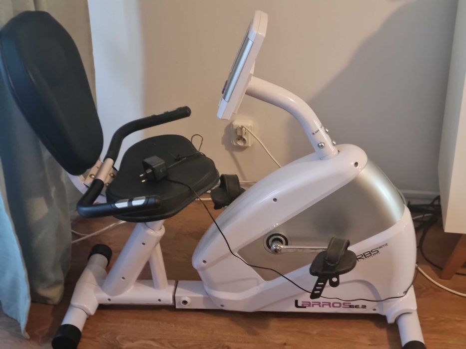 Rower stacjonarny leżący