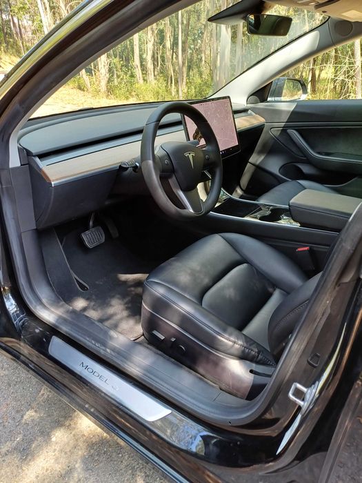 Tesla Model 3 Long Range