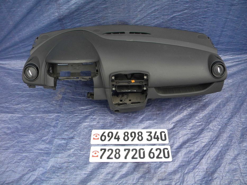 RENAULT CLIO IV 2013 KONSOLA DESKA Kokpit Oryginał Opolskie Części