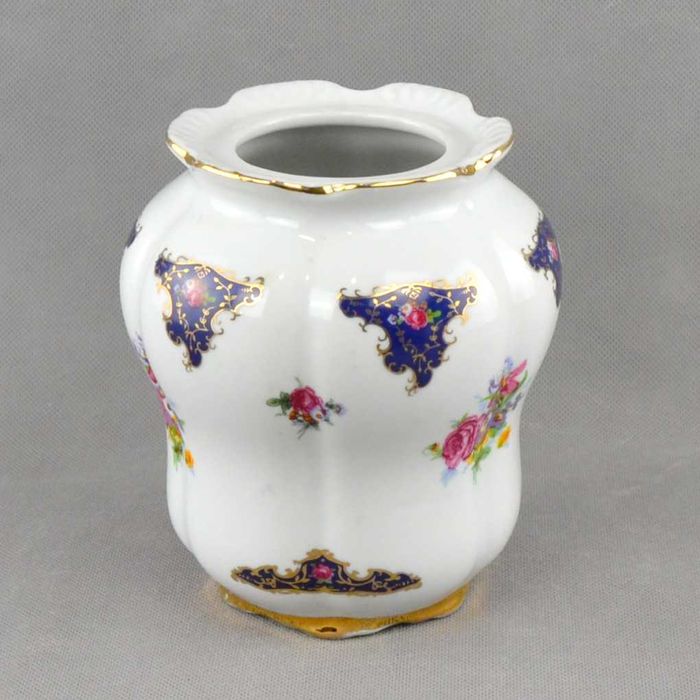 Jarra em Porcelana Lis – T. Limoges