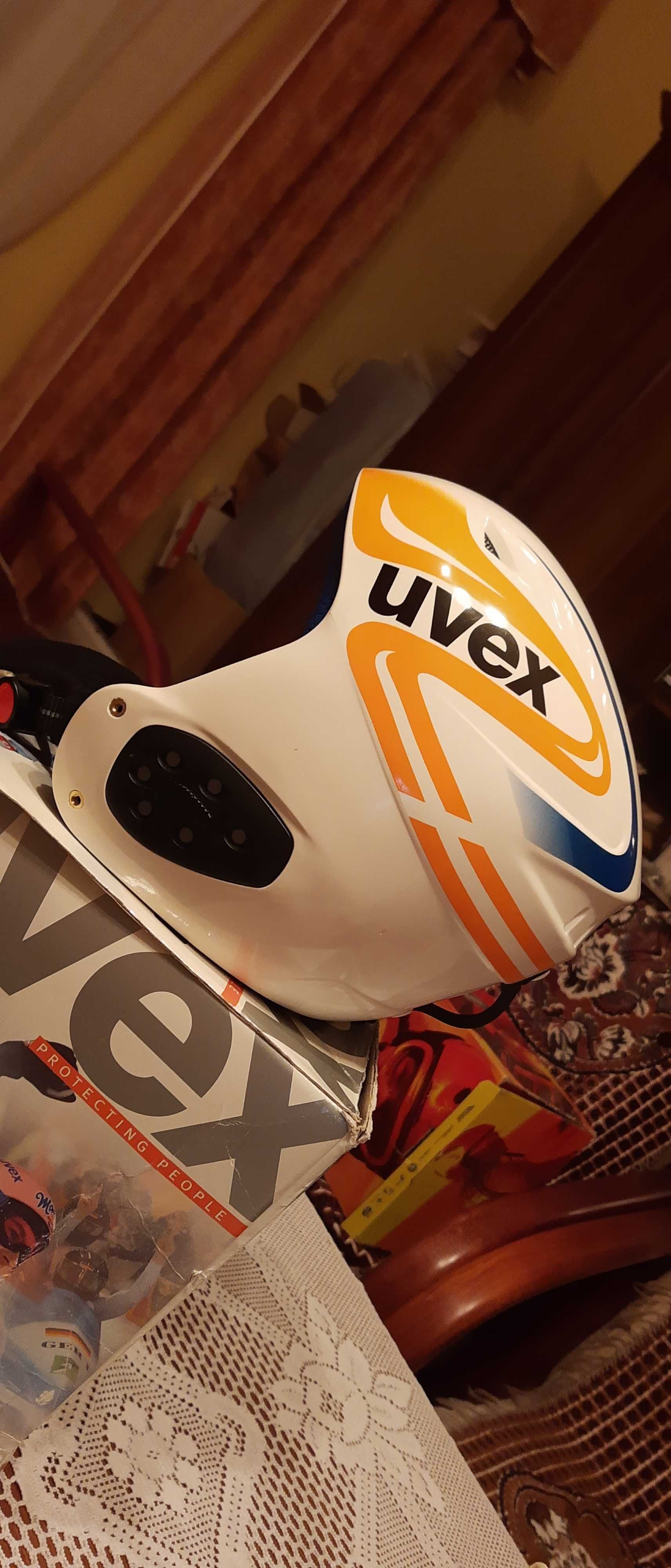 kask narciarski UVEX Race rozmiar M (57-58) jak nowy