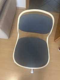 Krzeslo do biurka dla dziecka Ikea