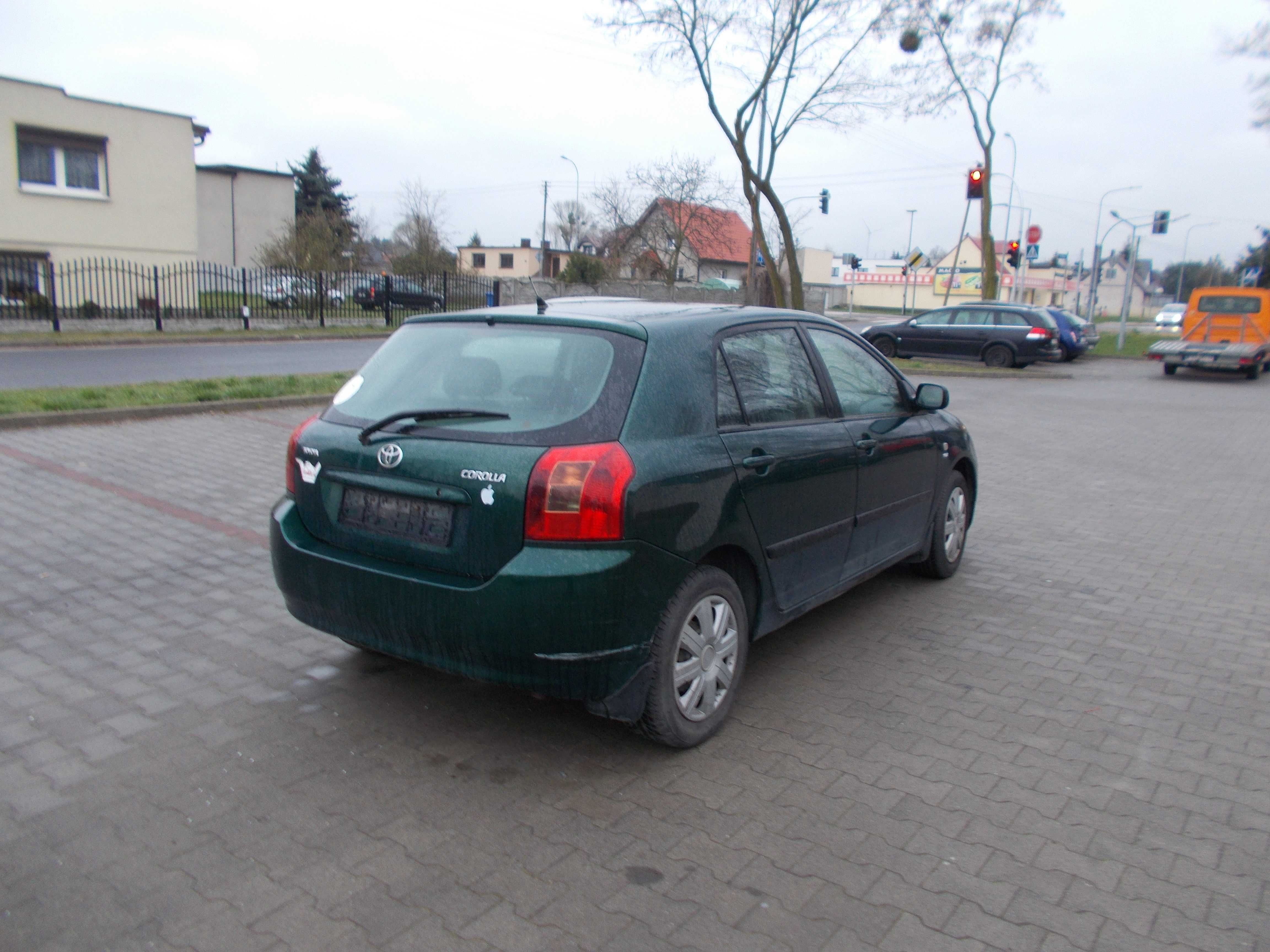 PÓŁKA Toyota Corolla 03-08 wersja 5drzwi ROLETA Corolla Deska Corolla