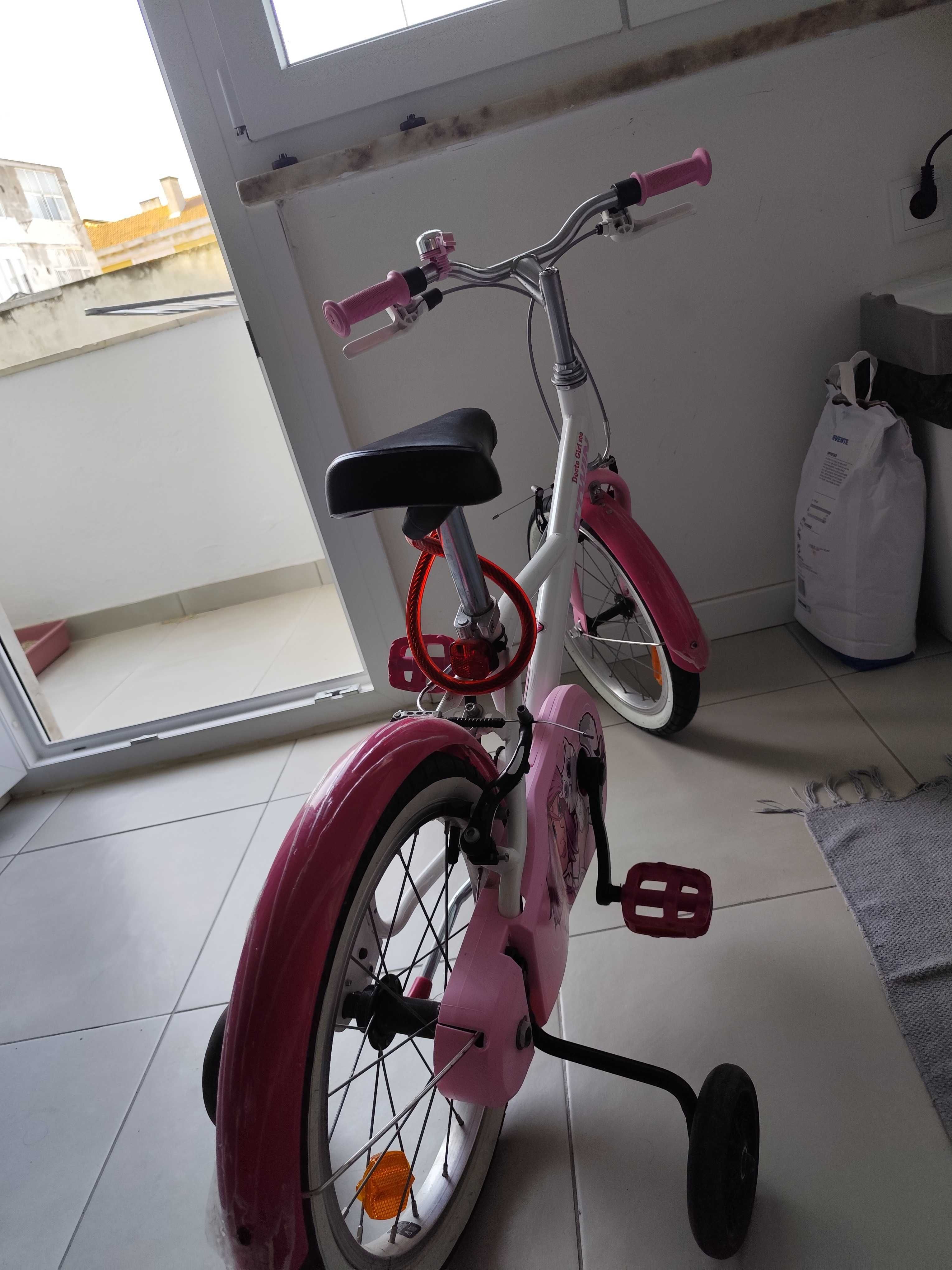 Vendo bicicleta criança ( menina)