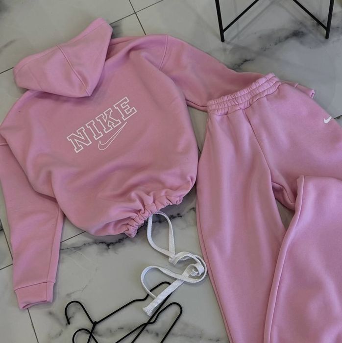 Жіночий зимовий спортивний костюм Nike, Худі найк, Обʼємні штани nike