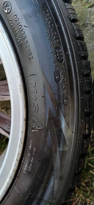 Felgi z oponami wielosezonowymi. R16 205/50