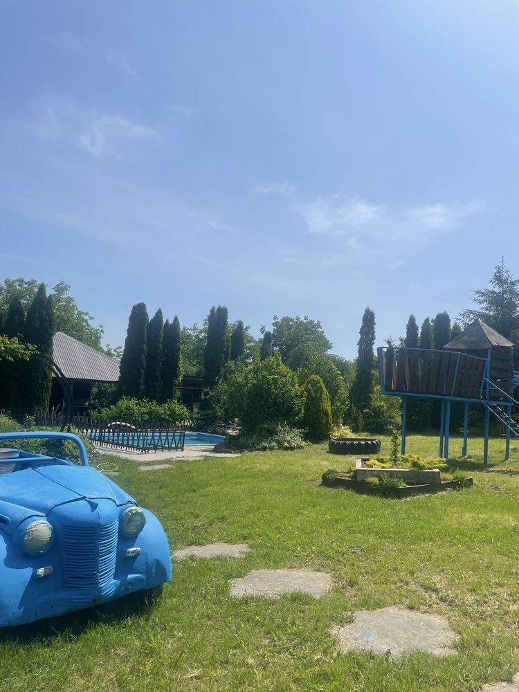 Оренда житла з басейном на березі Дністра в селі Сокіл
