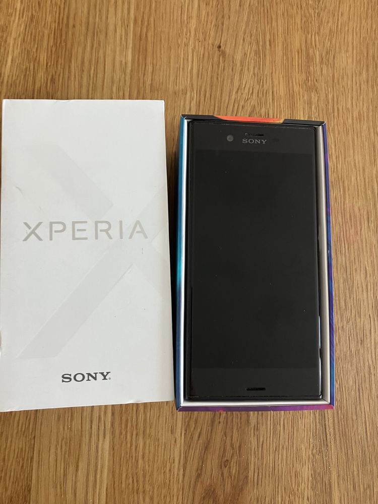 Smartphone SONY XPERIA XZ uzywany