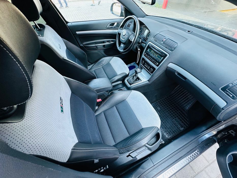Skoda octavia RS 2.0 turbo 200km automat Super stan