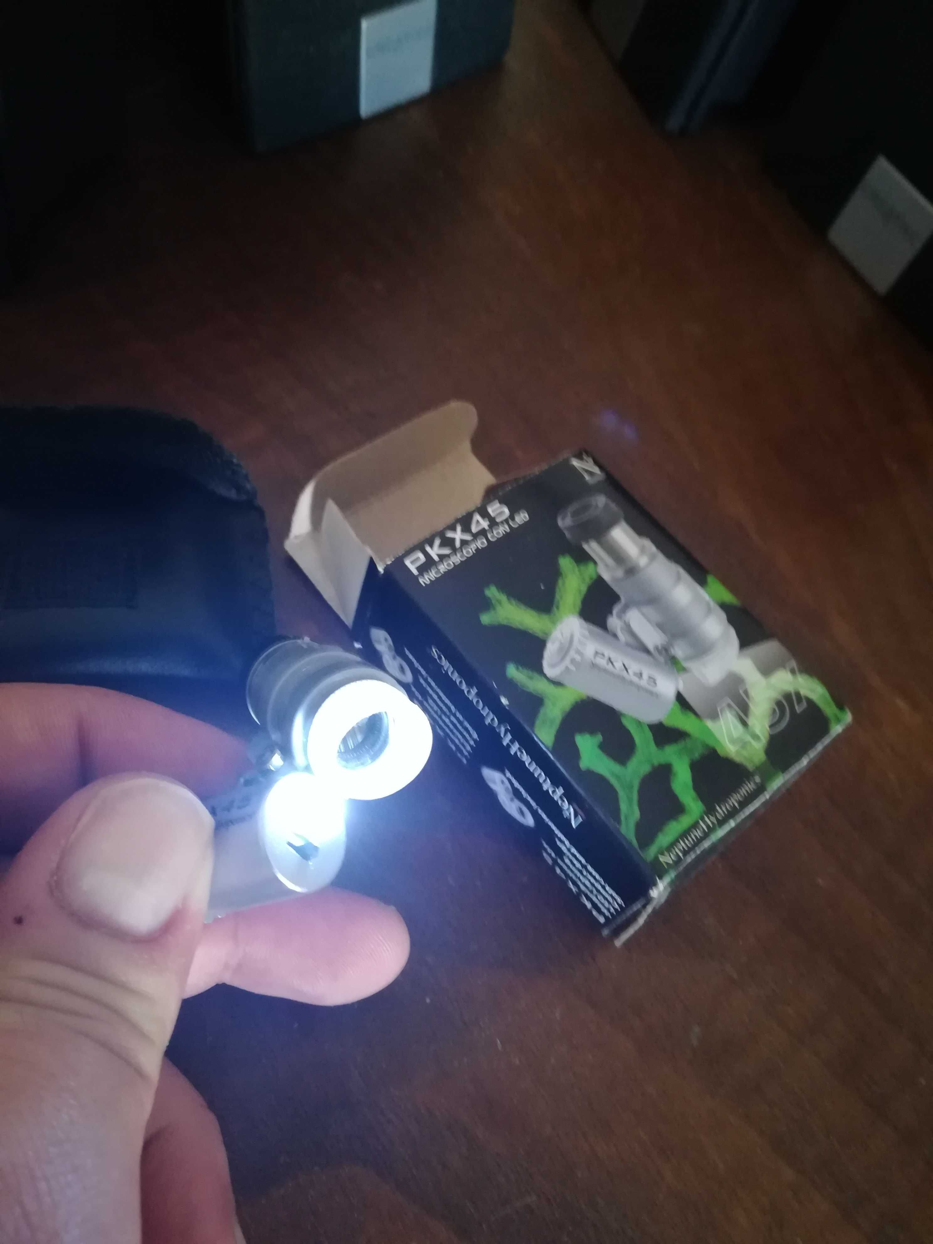 Mini Microscópio com luz led