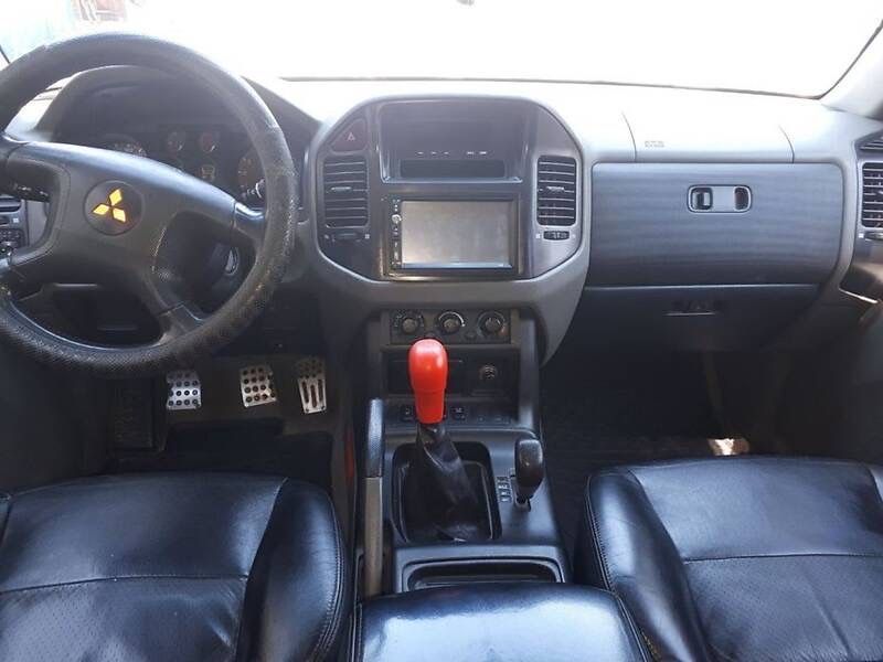 Разборка Mitsubishi Pajero Wagon 3 3.2D-ID салон кардан КПП Двигатель