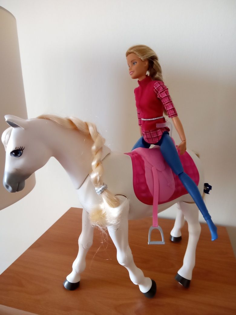 Barbie  z koniem