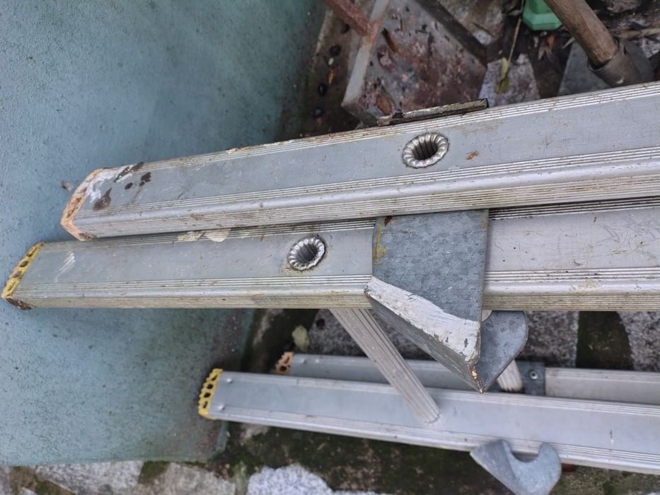 Escadote duplo 16 degraus Alumínio