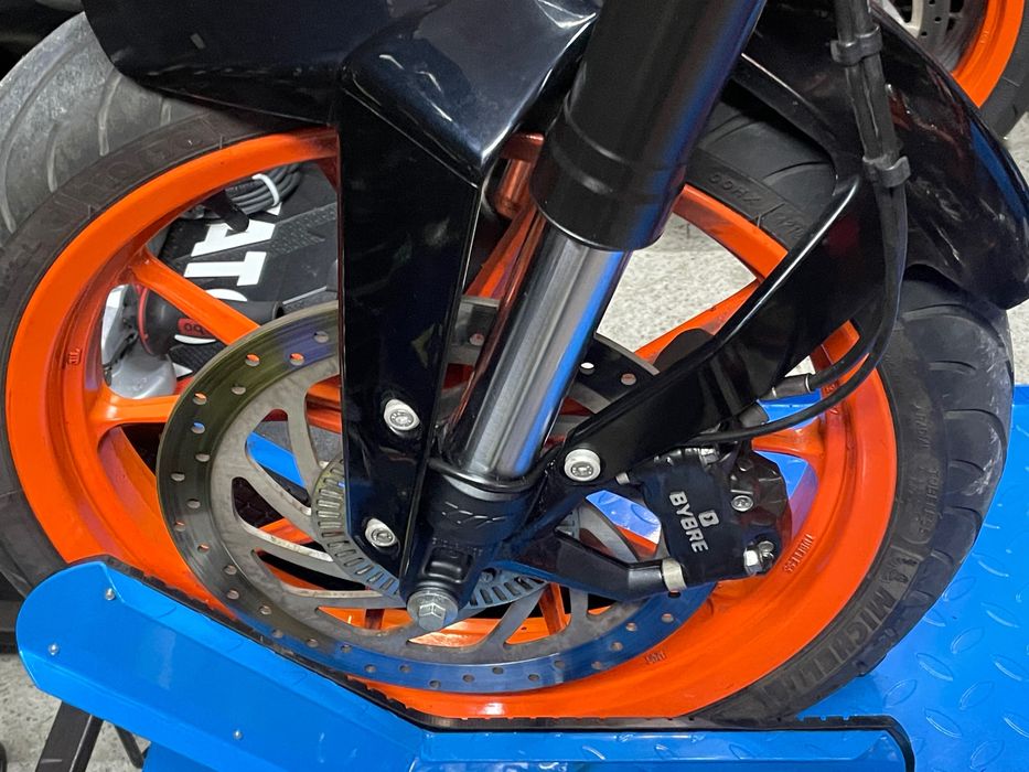 ktm rc 125 390 duke tarcza hamulcowa przed lift 11-17