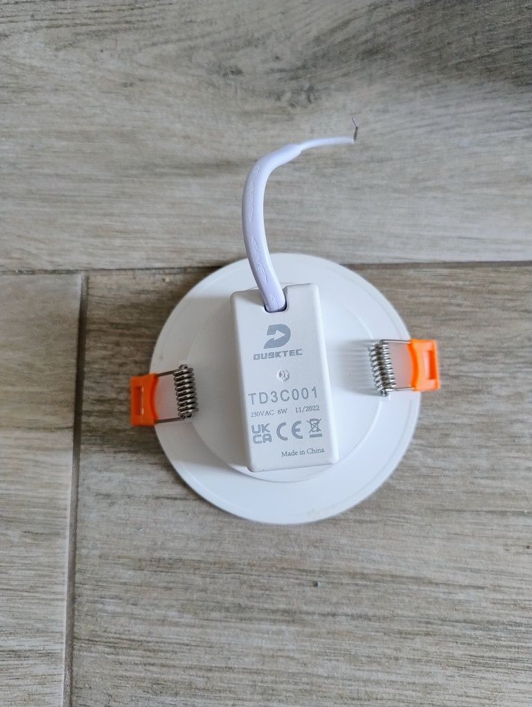Reflektor wpuszczany LED RGB 6W 230V 4 SZT Dusktec .
