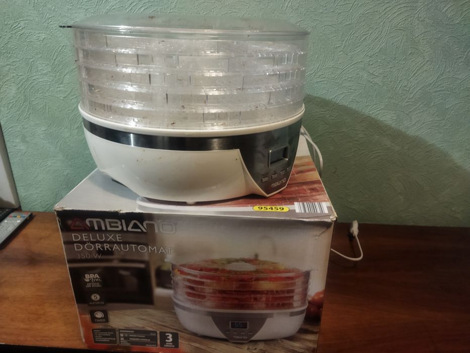 Сушарка для овочів і фруктів Quigg XJ-14709C0