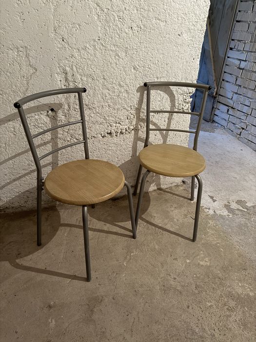 Krzesła krzesełka balkonowe kuchenne na balkon do kuchni drewniane