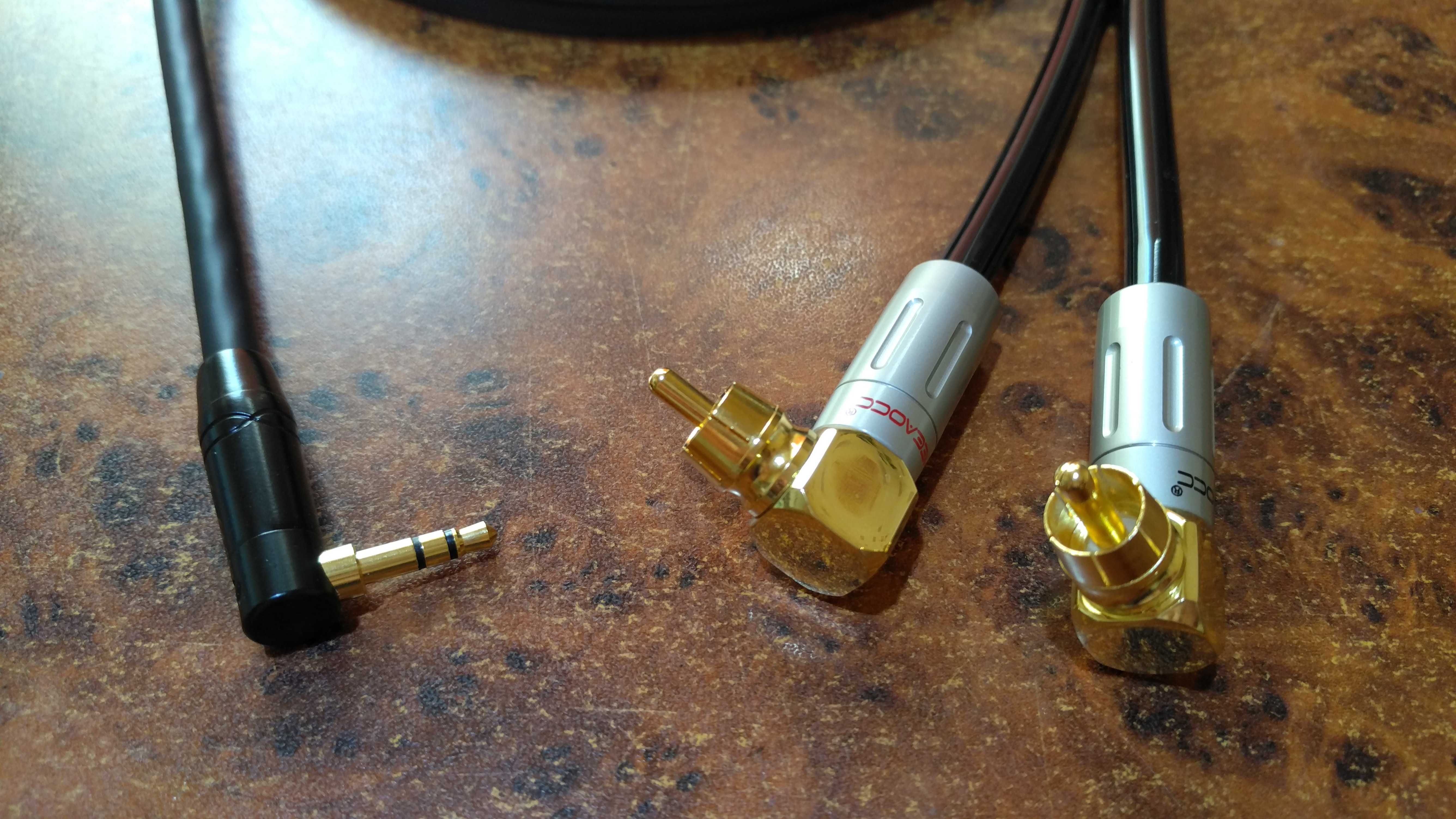 Hi-And AUX кабель MINI-JACK 3.5 mm/2RCA MOGAMI Neglex W2534 (Japan)
