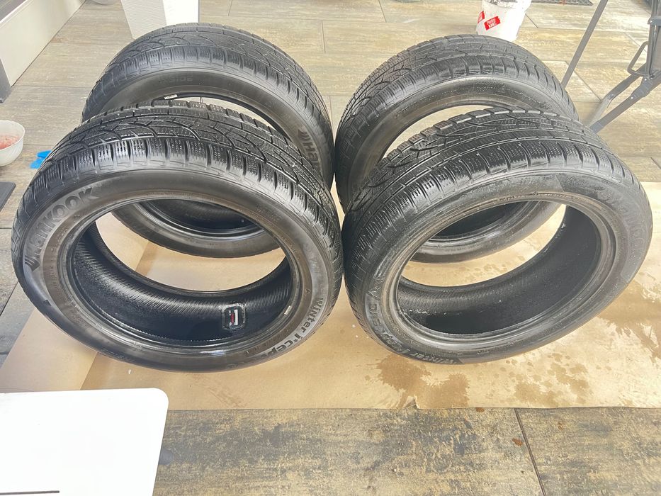 Komplet zimowych opon Hankook Winter i*cept evo2 225/45R18 – jak nowe!