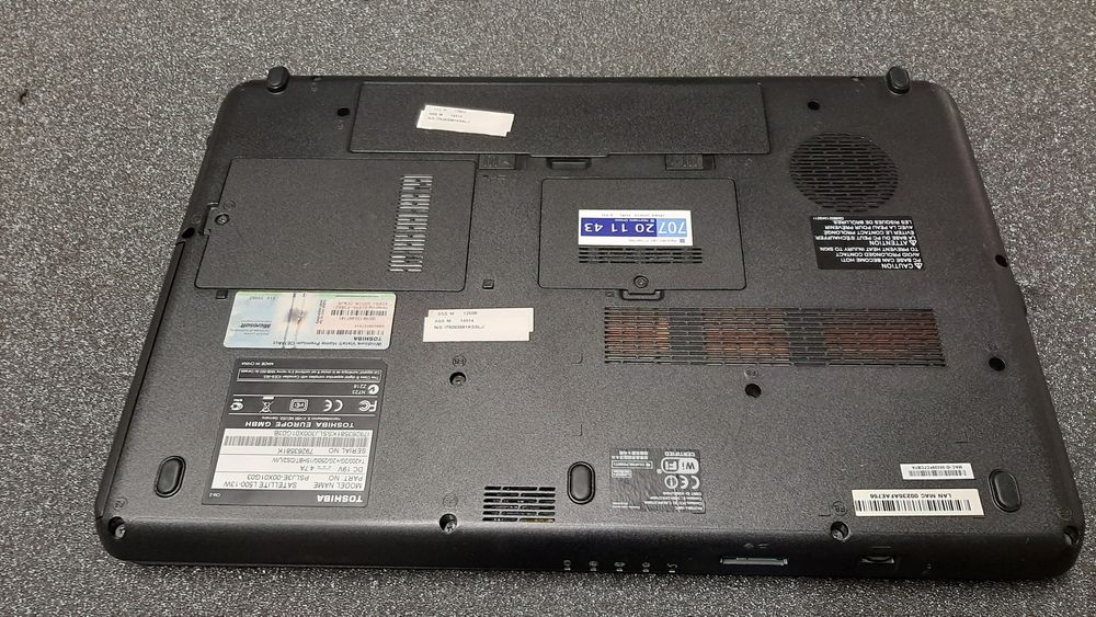 Portátil Toshiba Satellite L500 (avariado)
