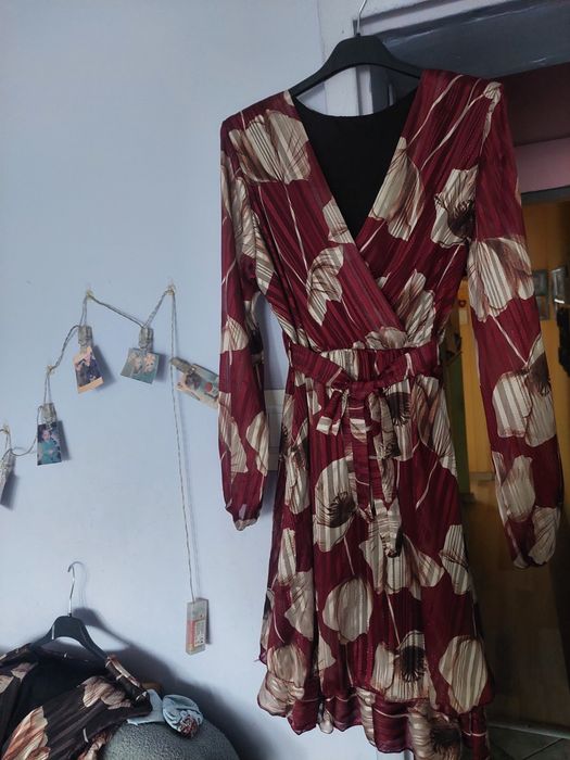 Sukienka długi rękaw