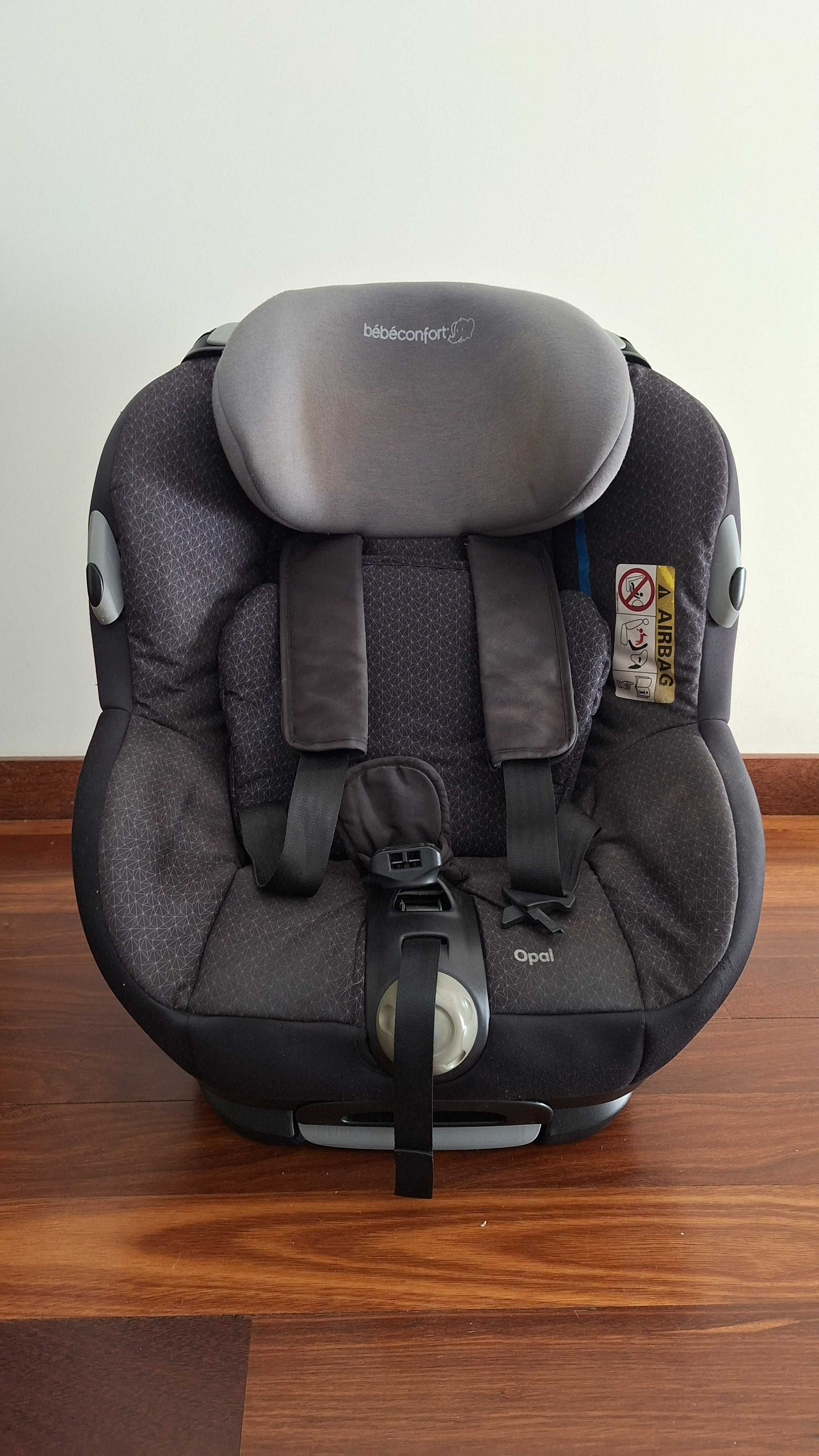 Cadeira auto Bebé Confort Opal com Isofix