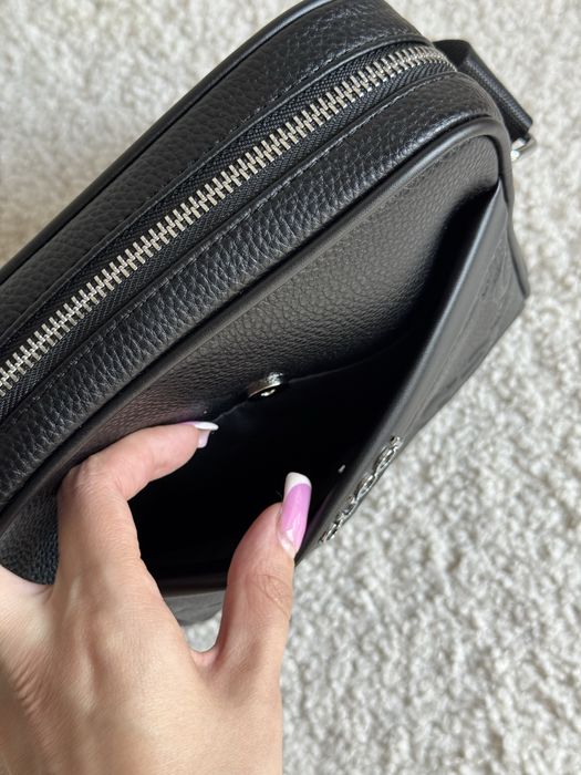 Чоловіча сумка кросбоді