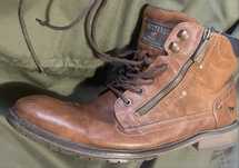 Mustangi. Buty. Rozmiar 47.