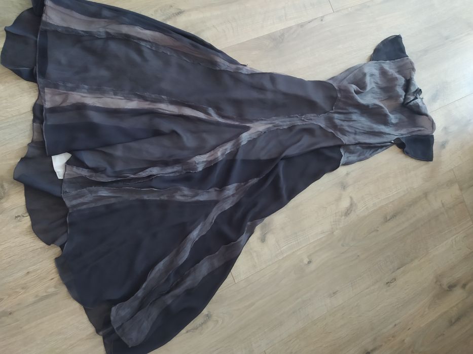 Дизайнерська вечірня сукня на випускний