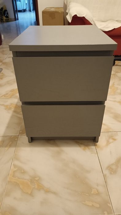 Mesinha de cabeceira