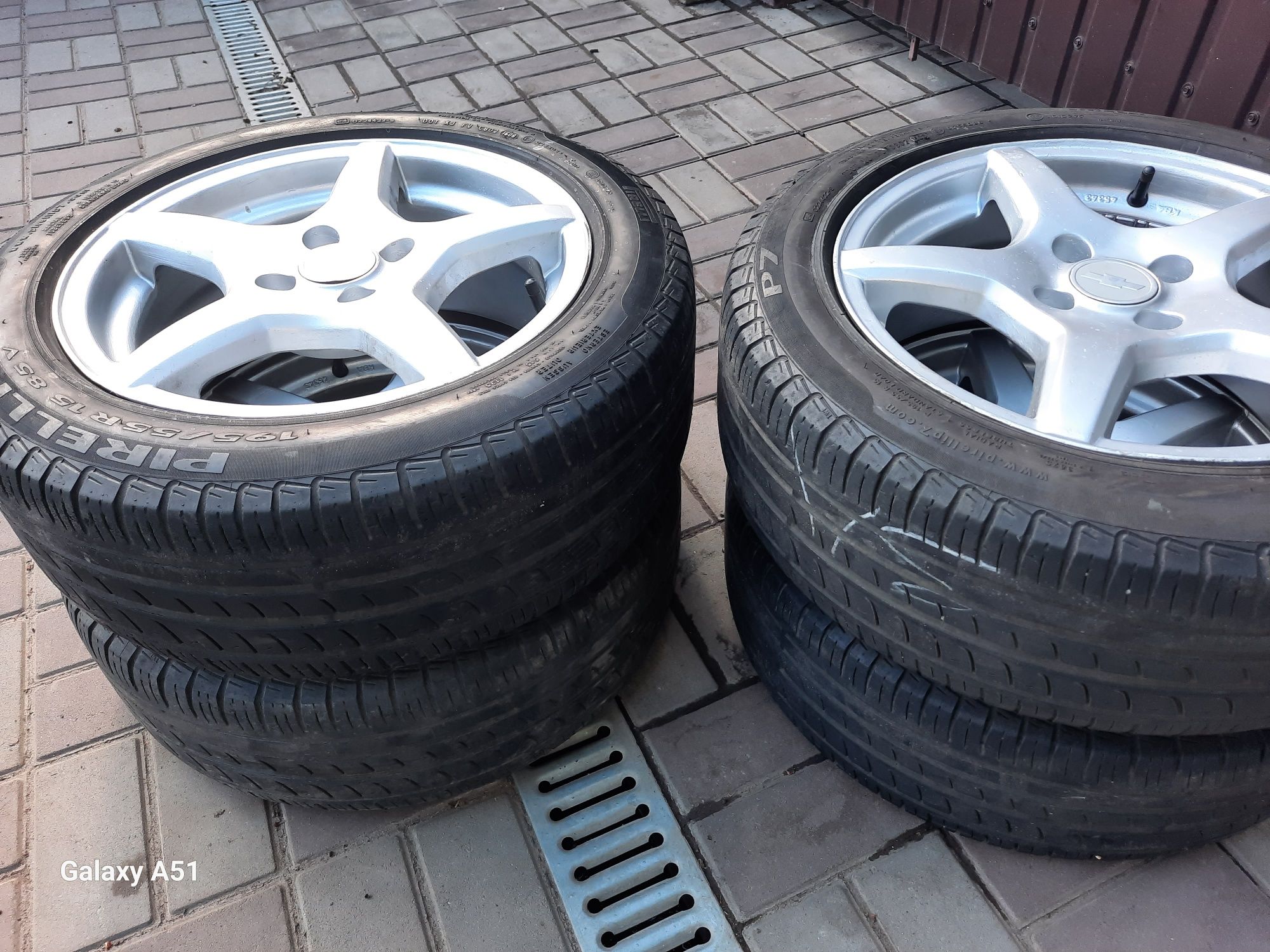 Легкосплавные диски  R15 4×100. Цена комплекта с резиной 12 тис.гр.