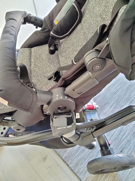 Carrinho de bebé + Ovo + Mala marca Jané Trider